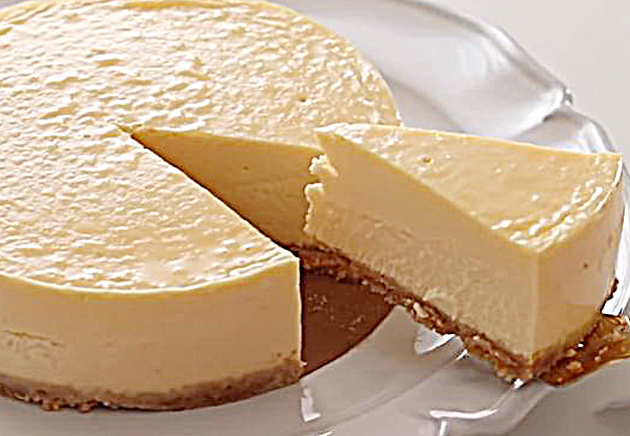 The most Creamy And Rich New York Cheesecake New York Cheesecake