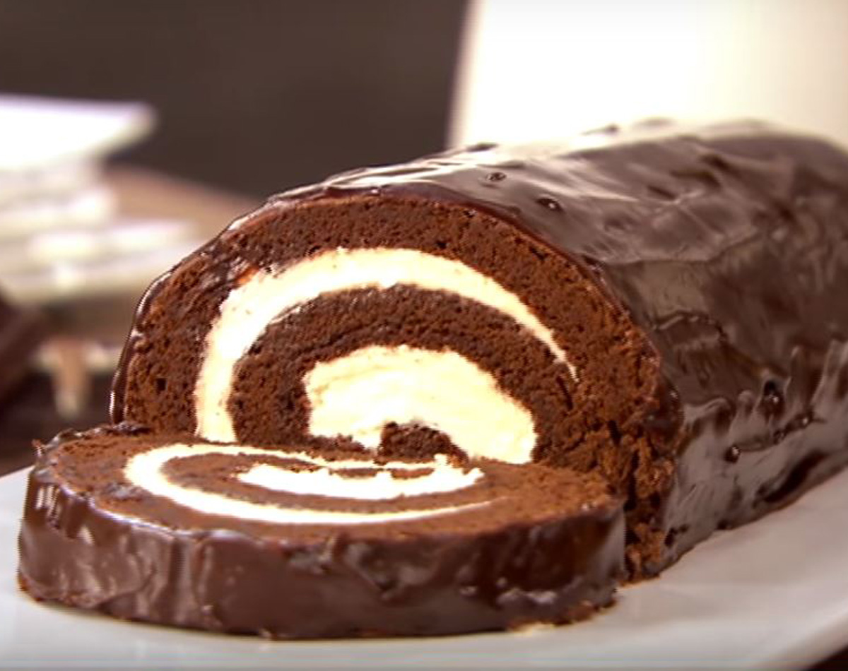 Chocolate Swiss Roll Cake