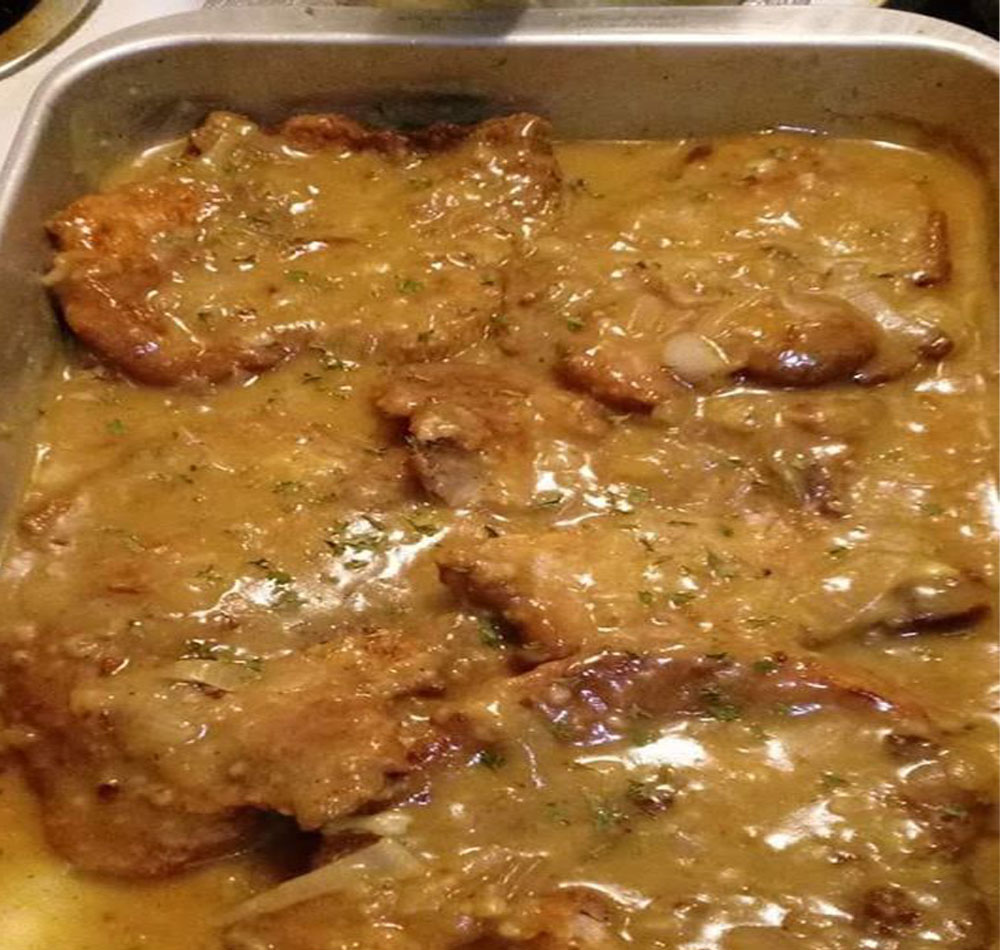 Smothered Pork Chops Recipe