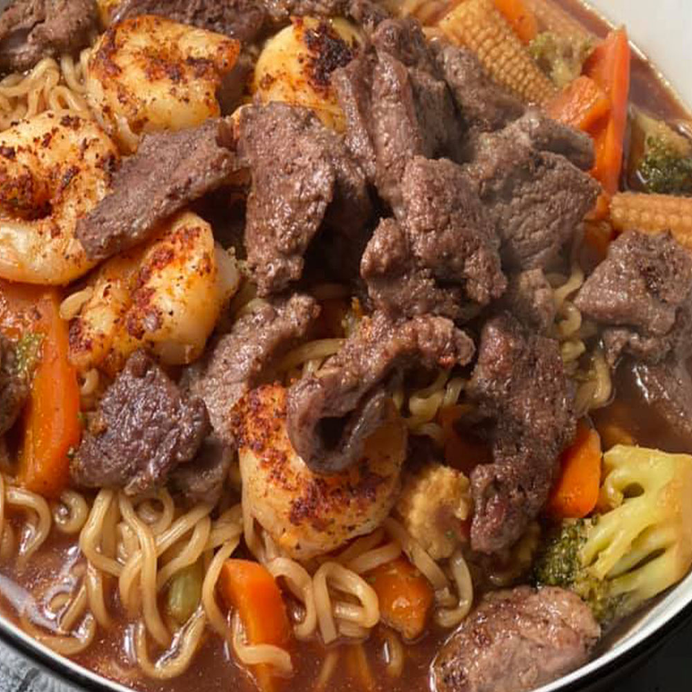 HOW TO MAKE SHRIMP AND BEEF RAMEN